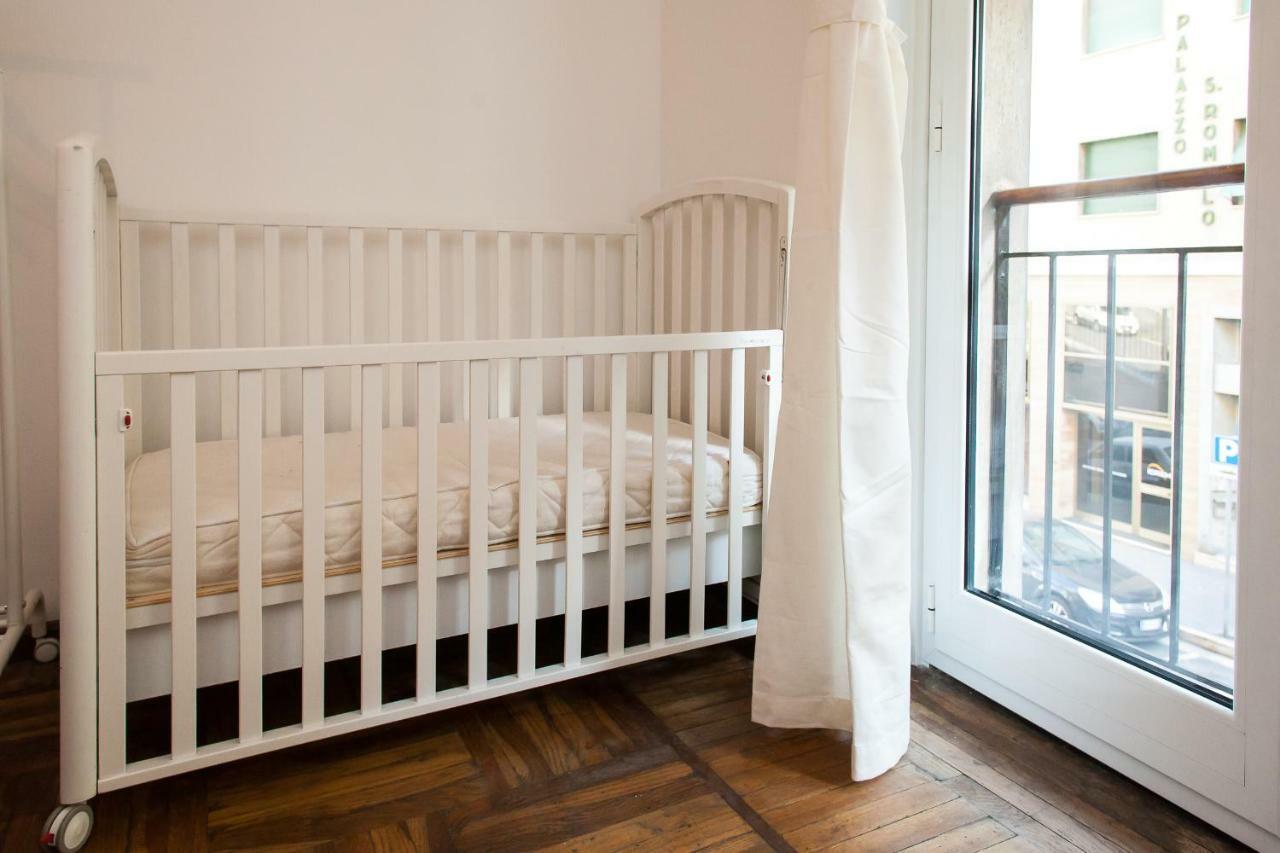 Casa Liberta - Downtown Modern Apartment With Airconditioning サンレモ エクステリア 写真