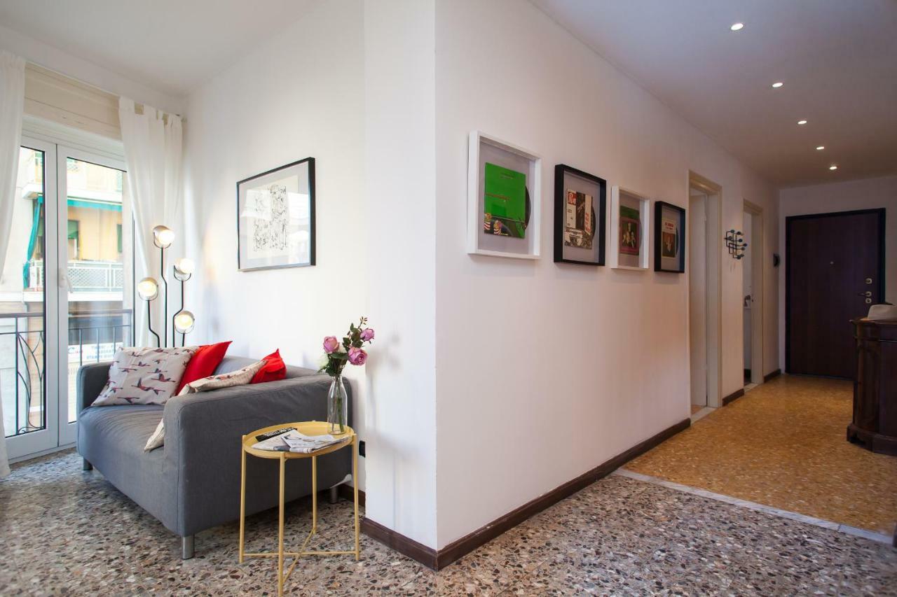 Casa Liberta - Downtown Modern Apartment With Airconditioning サンレモ エクステリア 写真