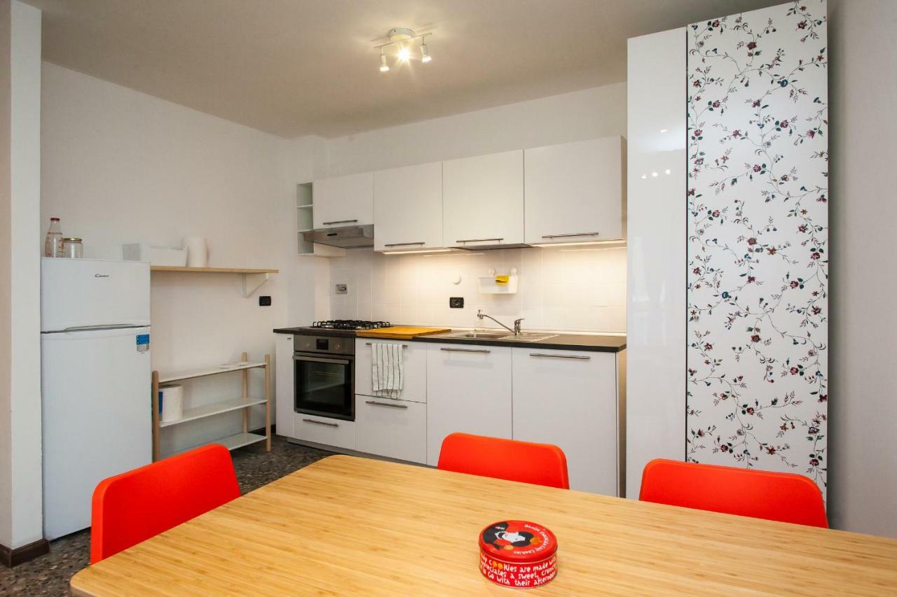 Casa Liberta - Downtown Modern Apartment With Airconditioning サンレモ エクステリア 写真